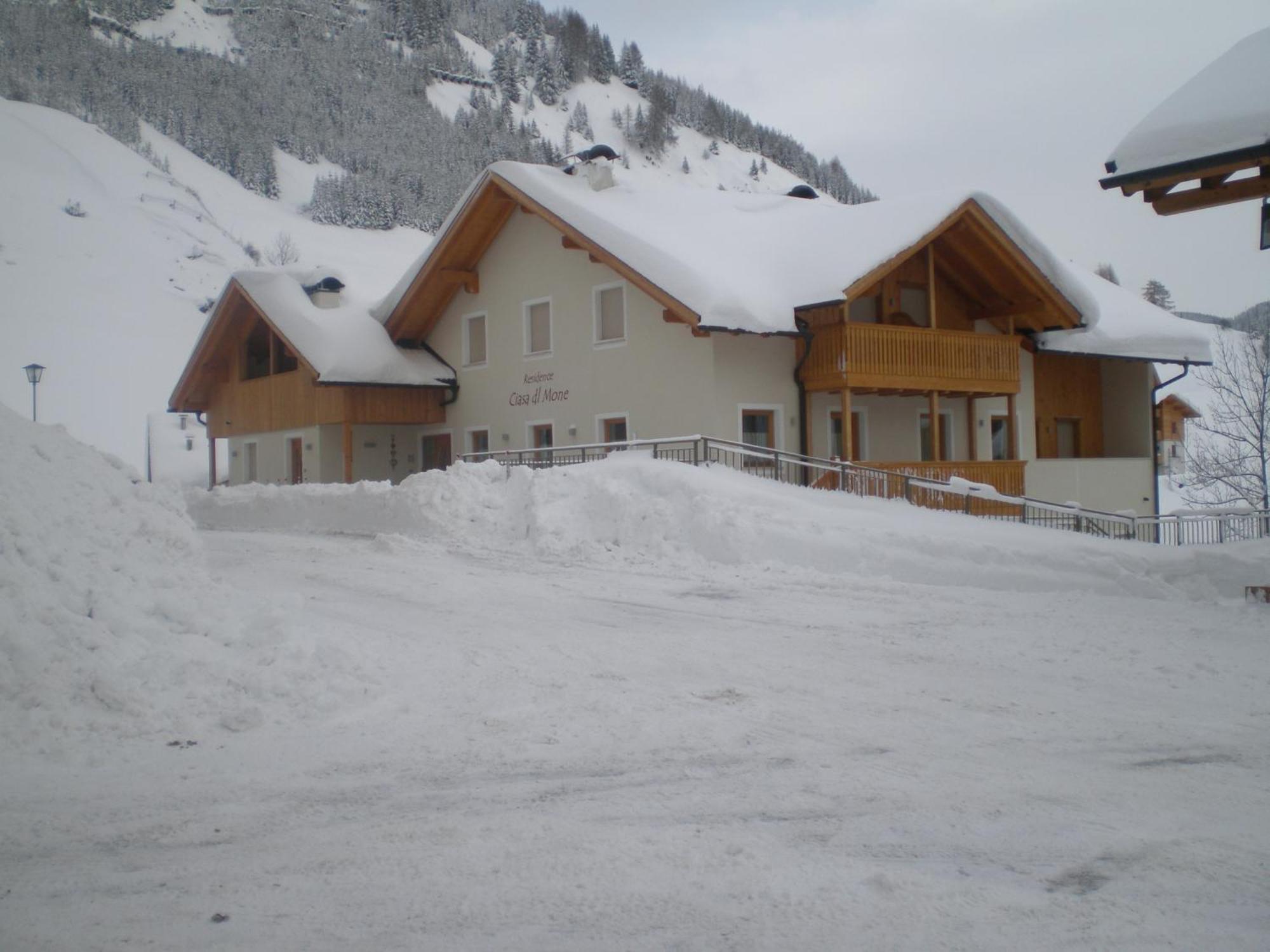 Residence Ciasa Dl Mone Colfosco Bagian luar foto