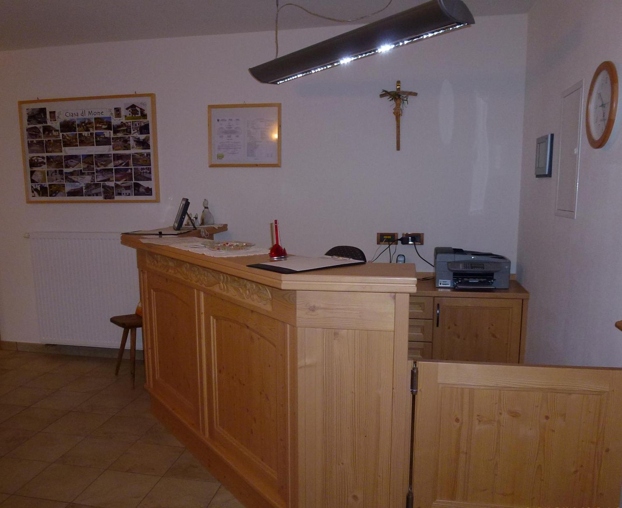 Residence Ciasa Dl Mone Colfosco Bagian luar foto
