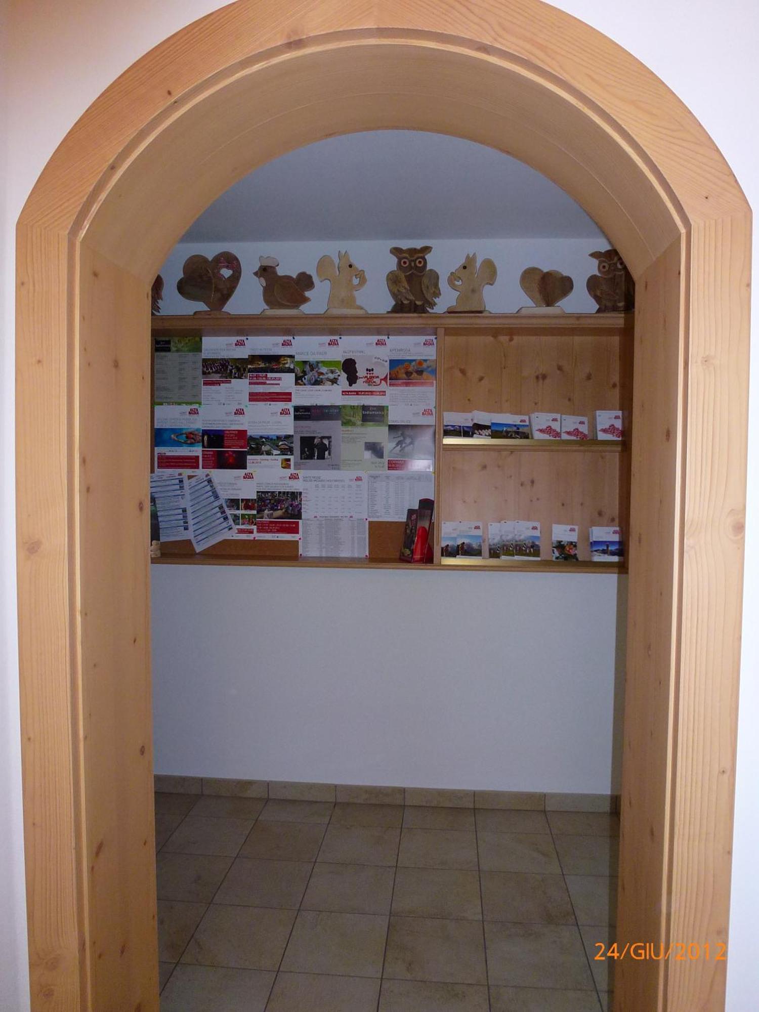 Residence Ciasa Dl Mone Colfosco Bagian luar foto
